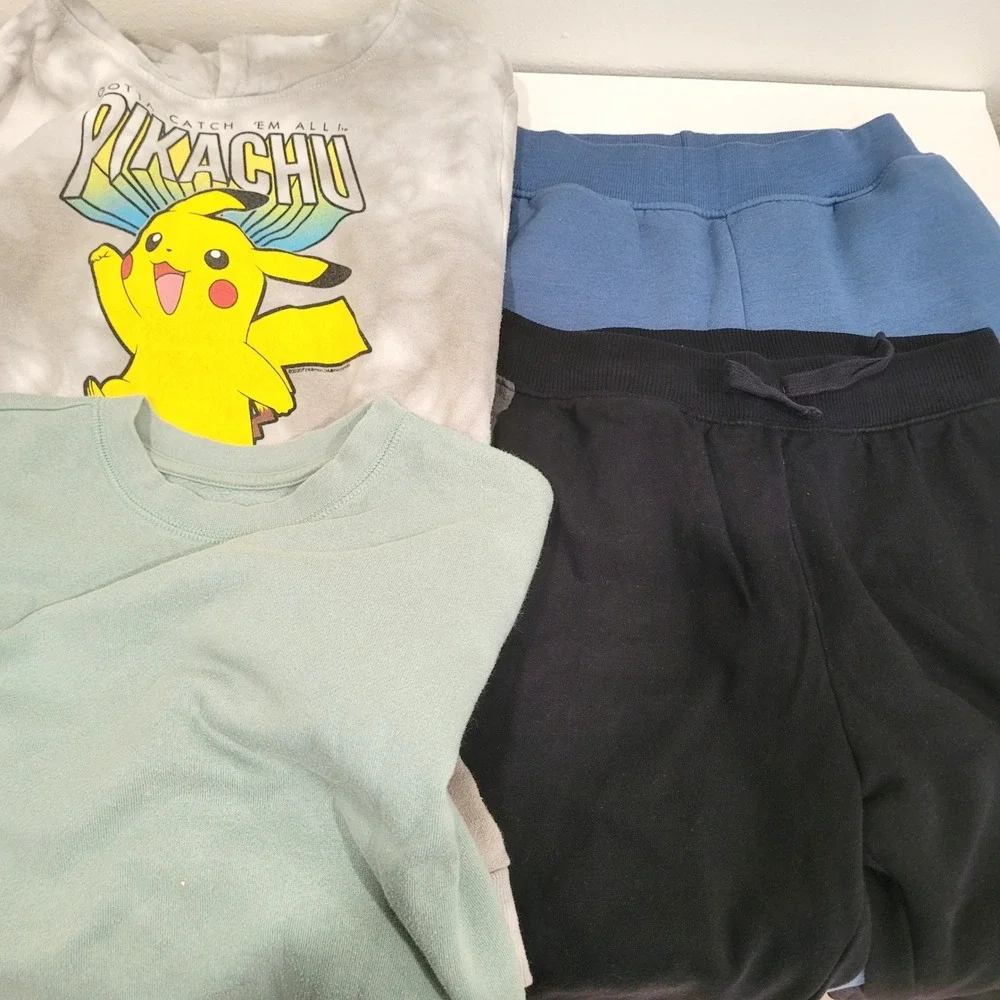 Boys 4pc Bundle‎ Pikachu Pokemon Hoodie Fila Joggers Sweatshirt Size L 10/12